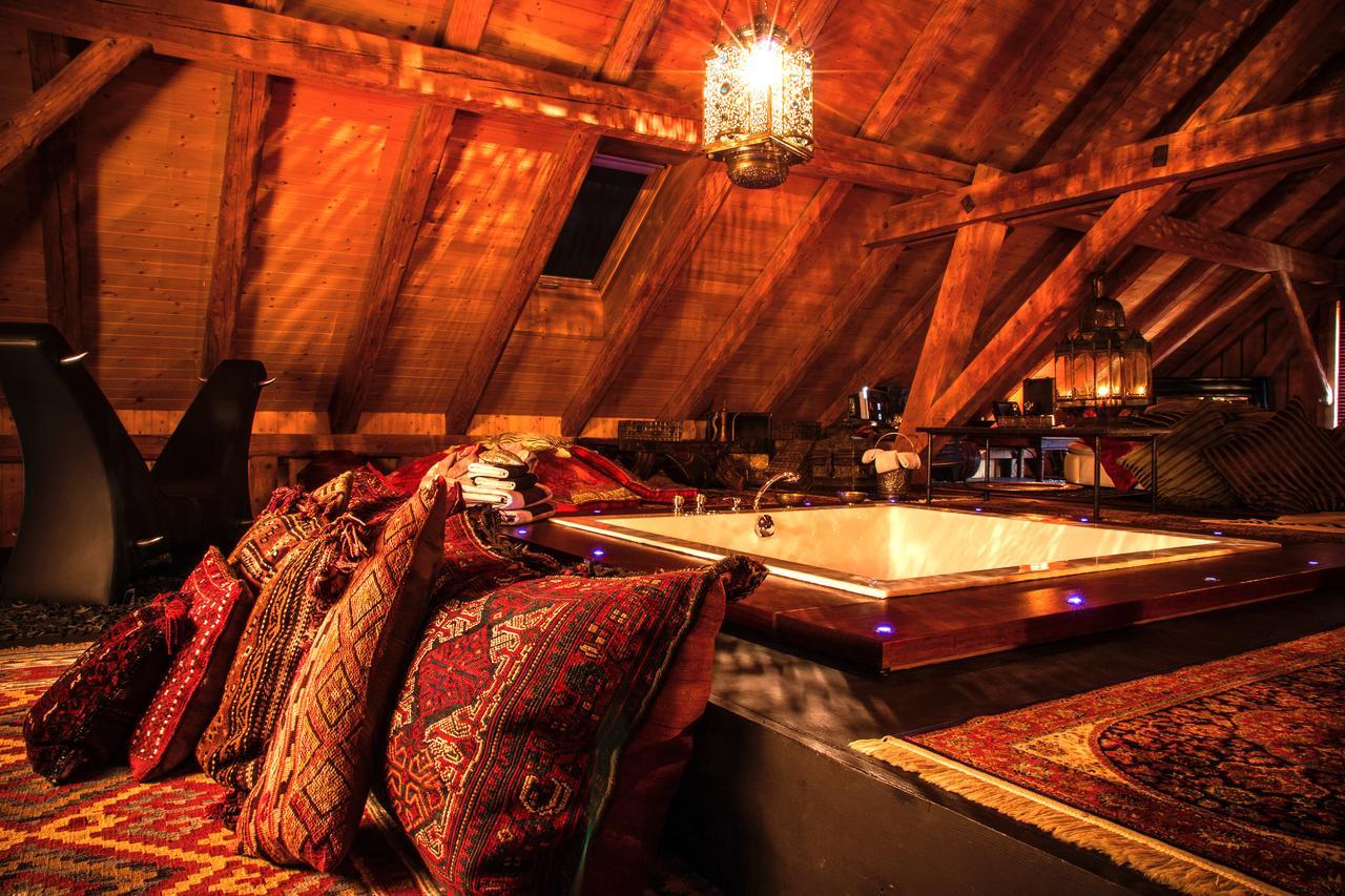 Bijou Hotel / Love&Romance Kallnach Kamer foto